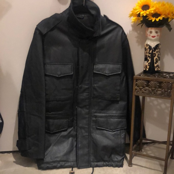 Vintage Cooper black leather jacket. four pockets in front full length zipper - Picture 3 of 15